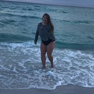 Meet your Posher, Hayley